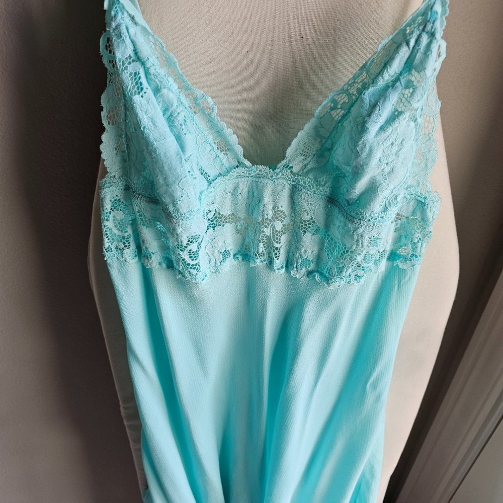 In Bloom by Jonquil – Baby Doll Nightie – sz Small